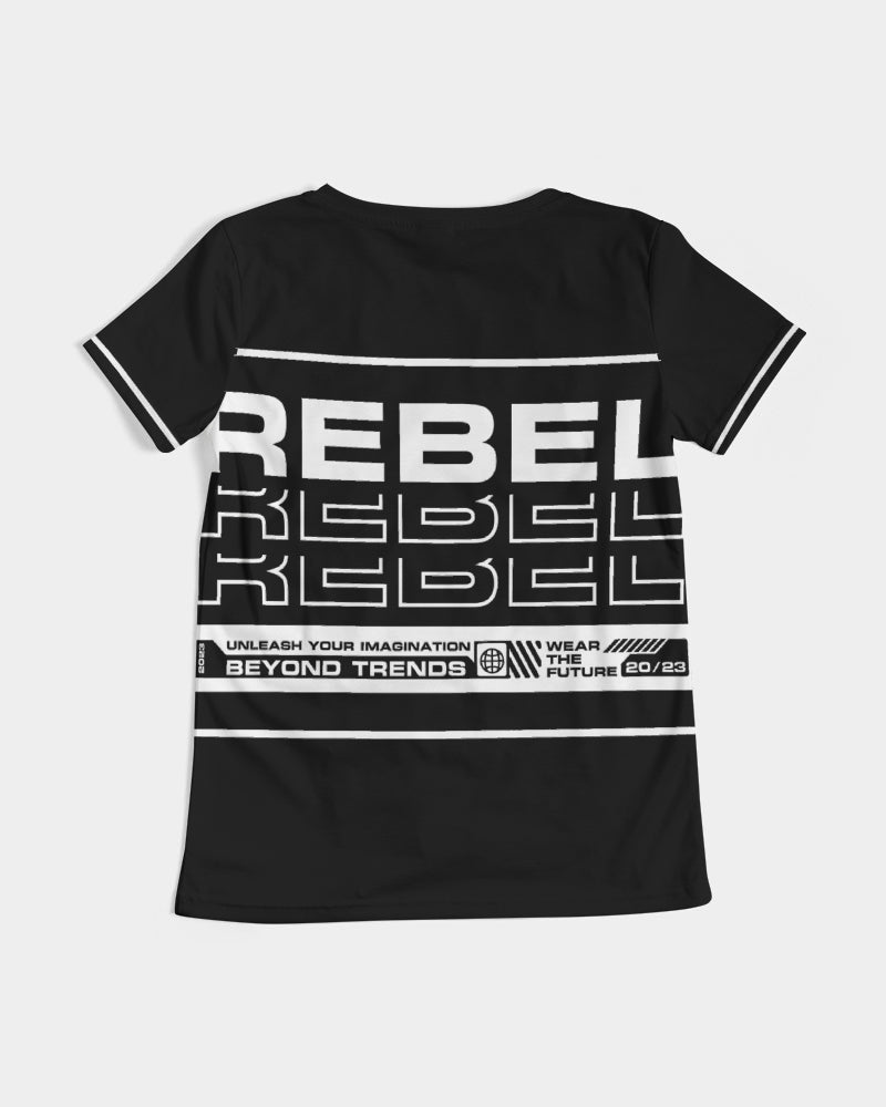 REBEL BEYOND TRENDS Women's All-Over Print V-Neck Tee